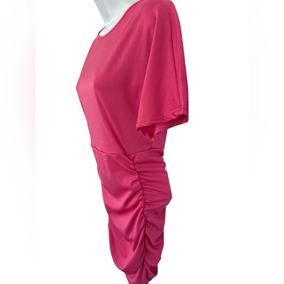 ๐ NWOT ๐ Hot Pink Ruched Bodycon Dress | Batwing Sleeve | Womenโs Medium - Picture 6 of 10